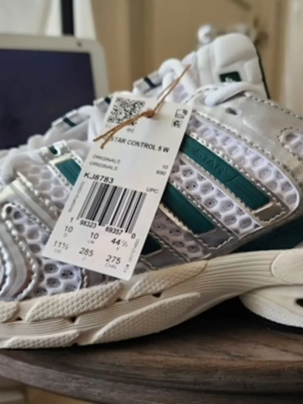 NEW Women's Adidas AdiStar Control Size 11.5 Green and Silver